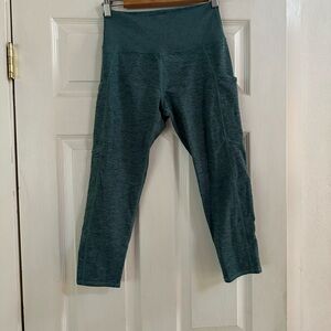 Teal women’s workout leggings size medium